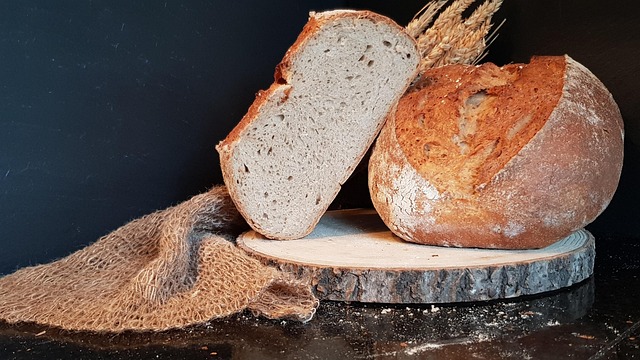 Free Swiss Crust Mixed Wheat Bread photo and picture
