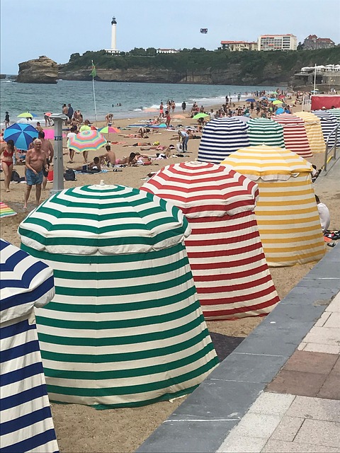 Frankreich, Strand, Zelte, Streifen
