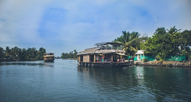 Free Kerala House Boat photo and picture