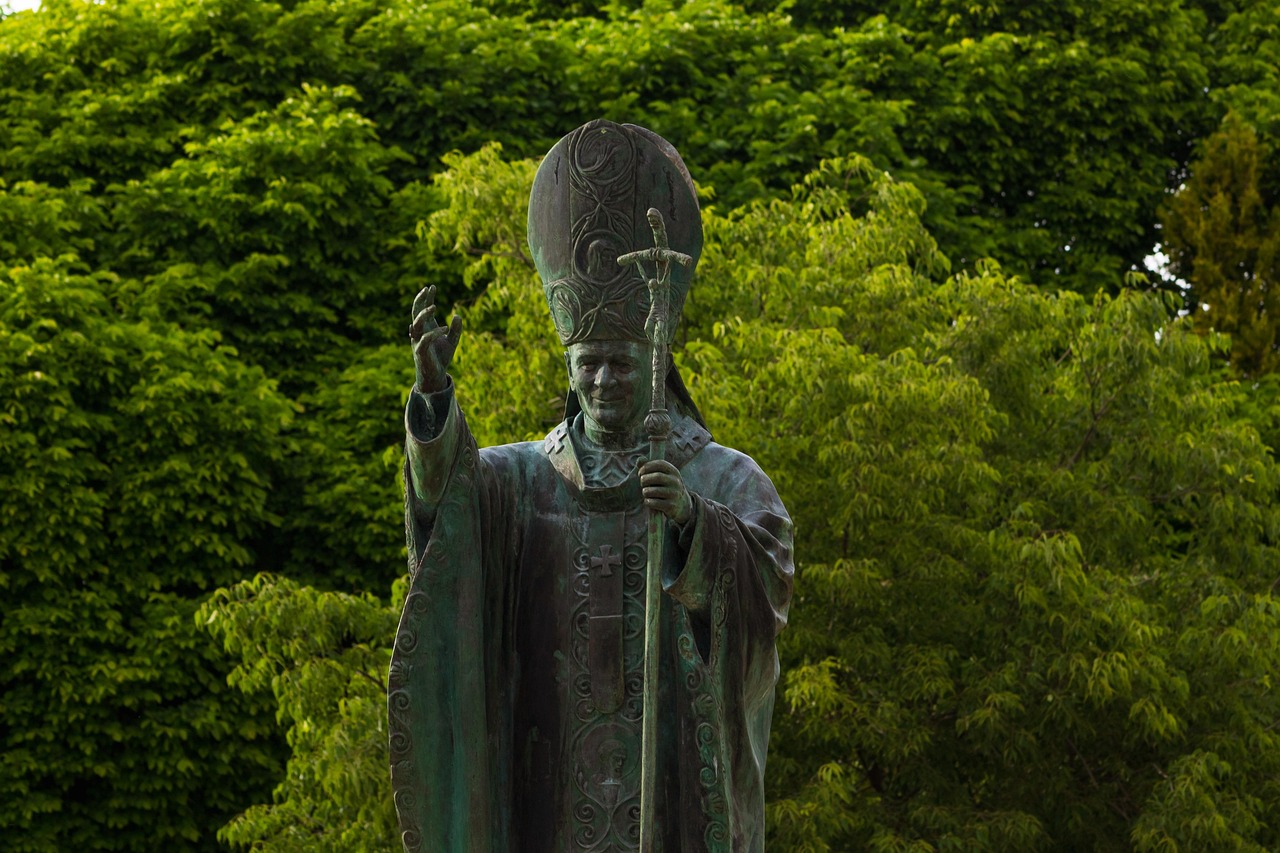 Pope - free online jigsaw puzzle photo