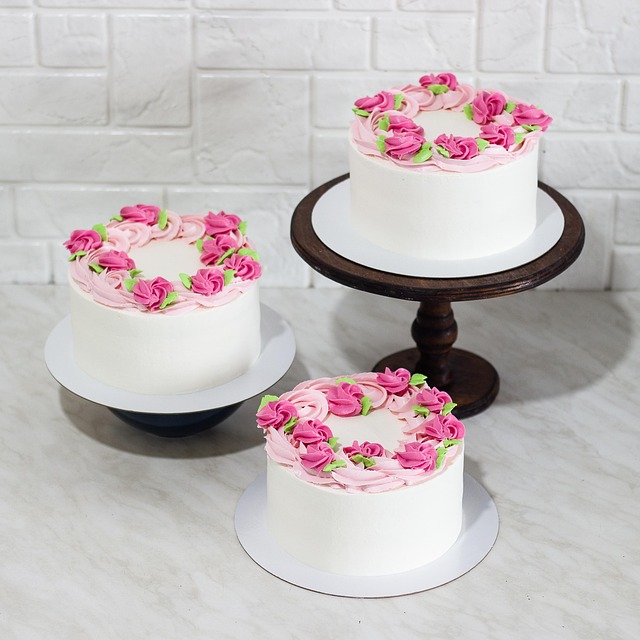 Free Cakes Cake Stands photo and picture