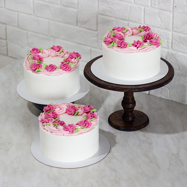 Free Cakes Cake Stands photo and picture