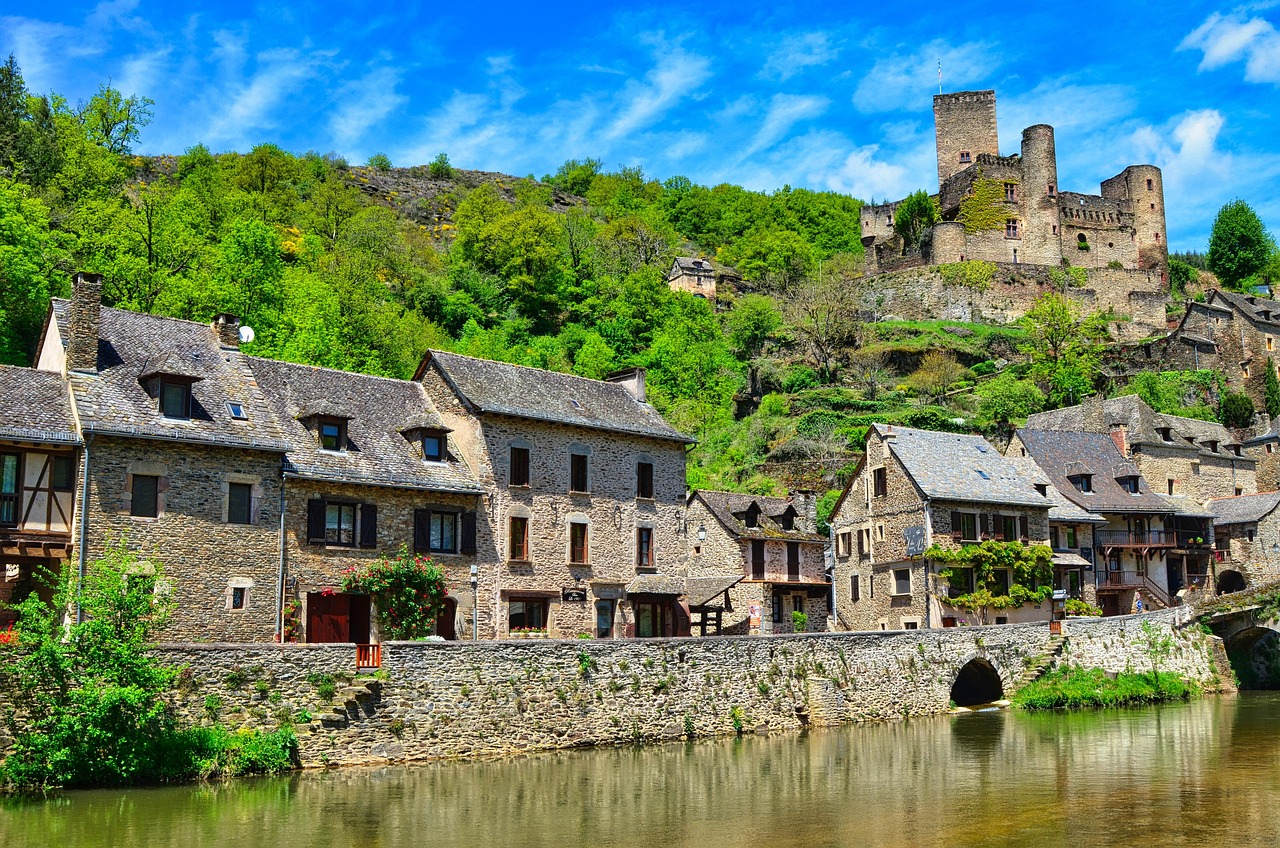 Castle - free online jigsaw puzzle photo