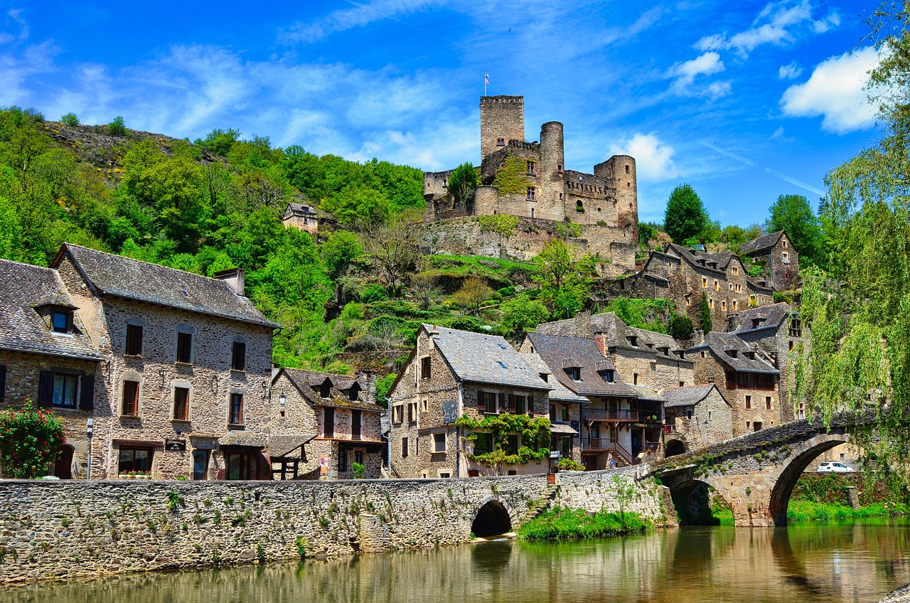 Castle - free online jigsaw puzzle photo