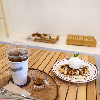 Free Croffle Ice Cream photo and picture