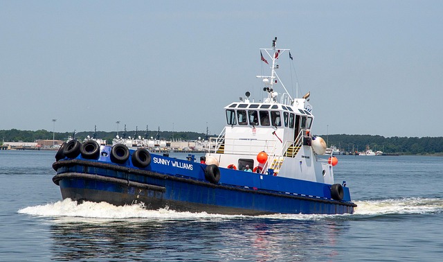 Free Tugboat Boat photo and picture