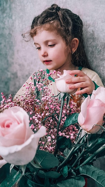 Meisje, Bloemen, Rozen, Kinderjaren