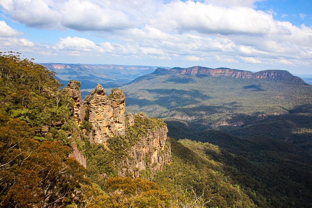 Free Three Sisters Sydney photo and picture