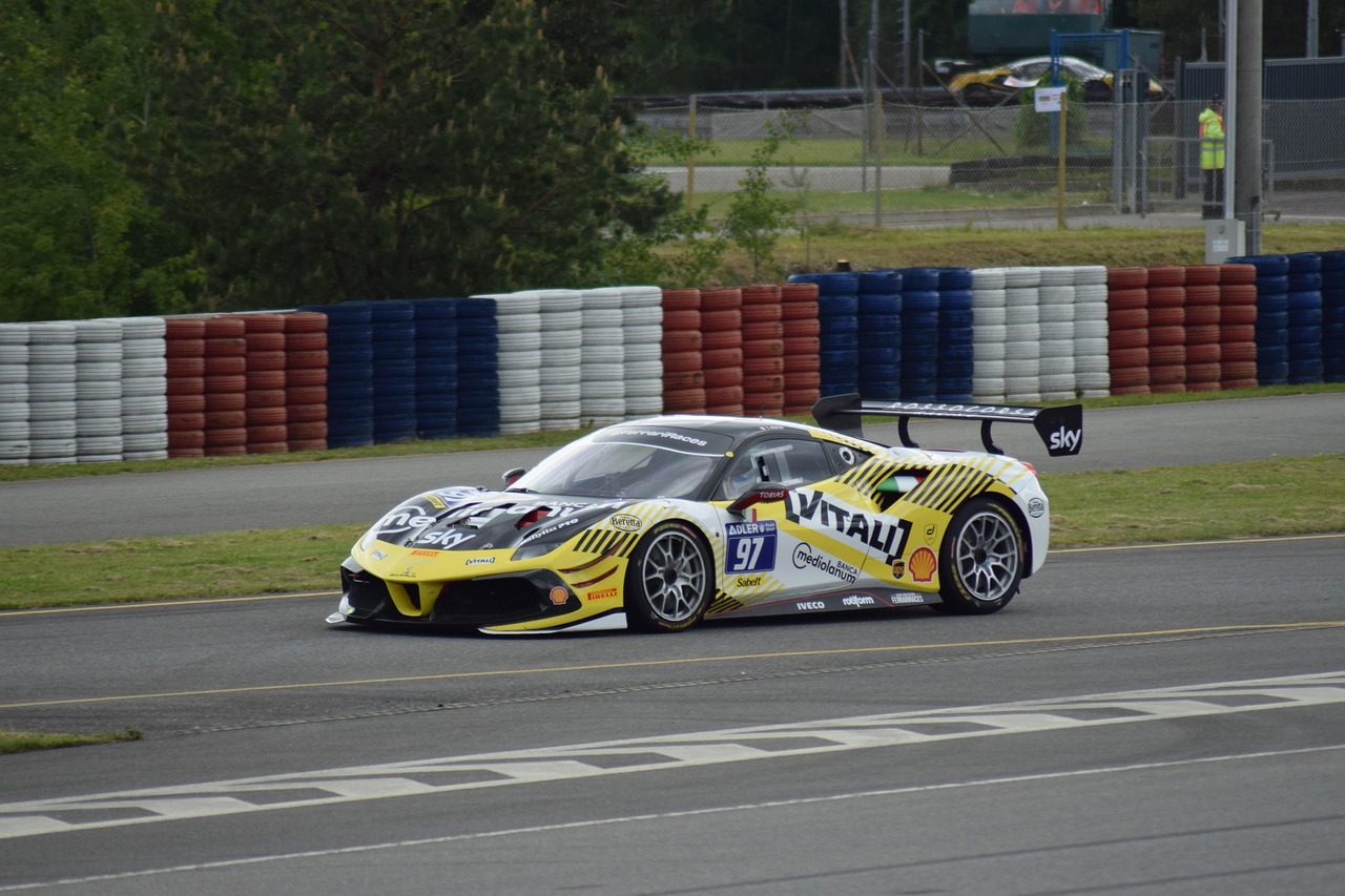 video de voiture de cours