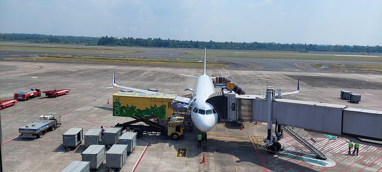 Free Airport Flight photo and picture