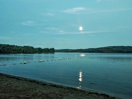 Free Lake Moon photo and picture