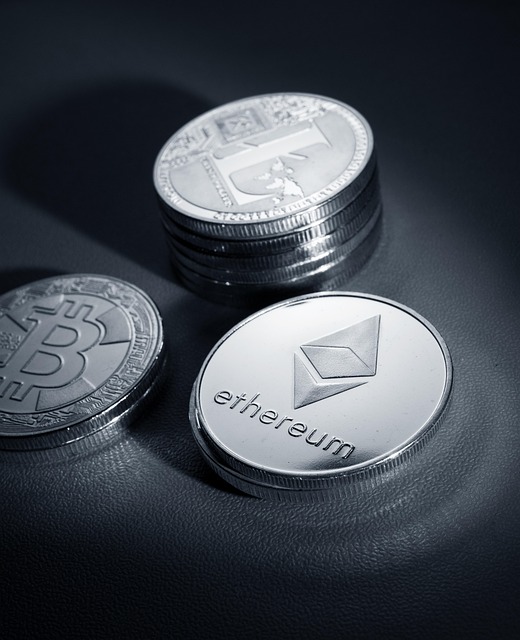 Free Bitcoin Altcoin photo and picture