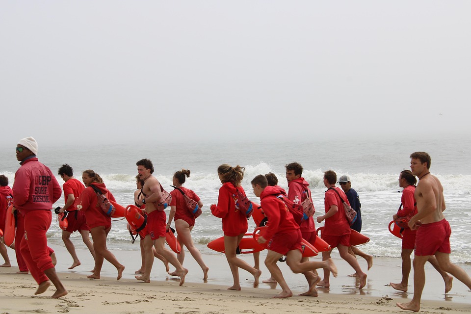 Lifeguards Beach Run Free photo on Pixabay