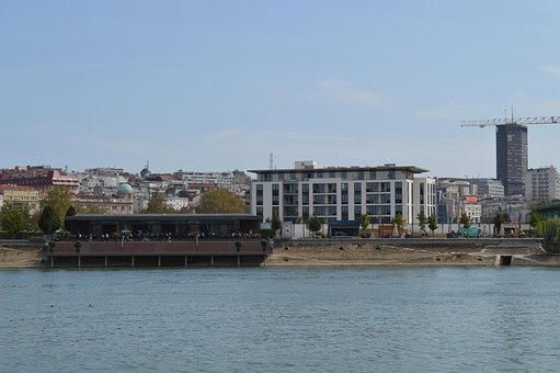 Free Riverbank City photo and picture