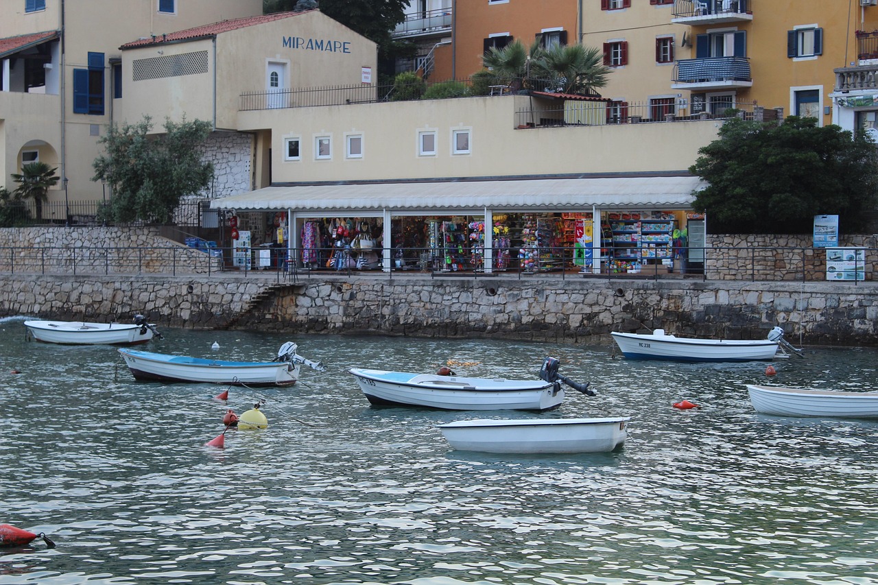 Boats Shop Port - Free photo on Pixabay - Pixabay