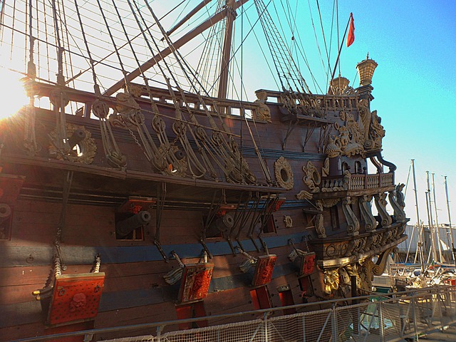 Free Neptune Vessel photo and picture
