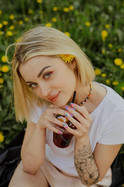 Free Flowers Model photo and picture