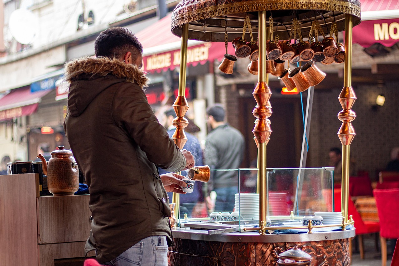 Barista - free online jigsaw puzzle photo