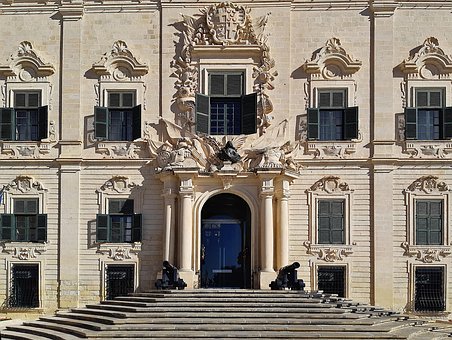Free Facade Palace photo and picture