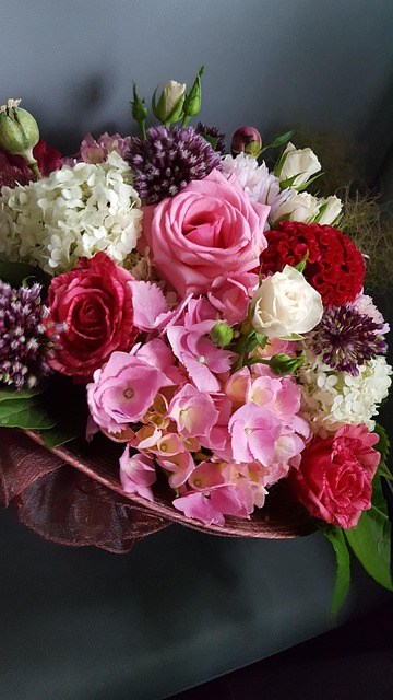 Free Roses Flowers photo and picture