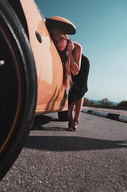 Free Car Girl photo and picture