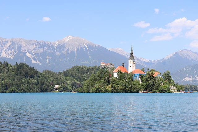 Free Lake Church photo and picture