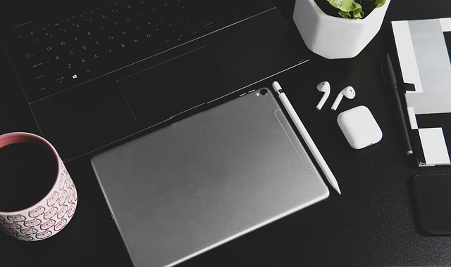 Free Laptop Tablet photo and picture