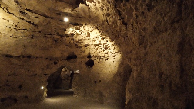 Tapolca, Ungarn, Tavasbarlang, Hulrum