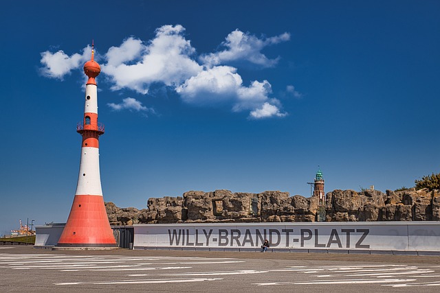 Free Port Sea photo and picture