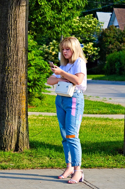 Free Girl Blonde photo and picture