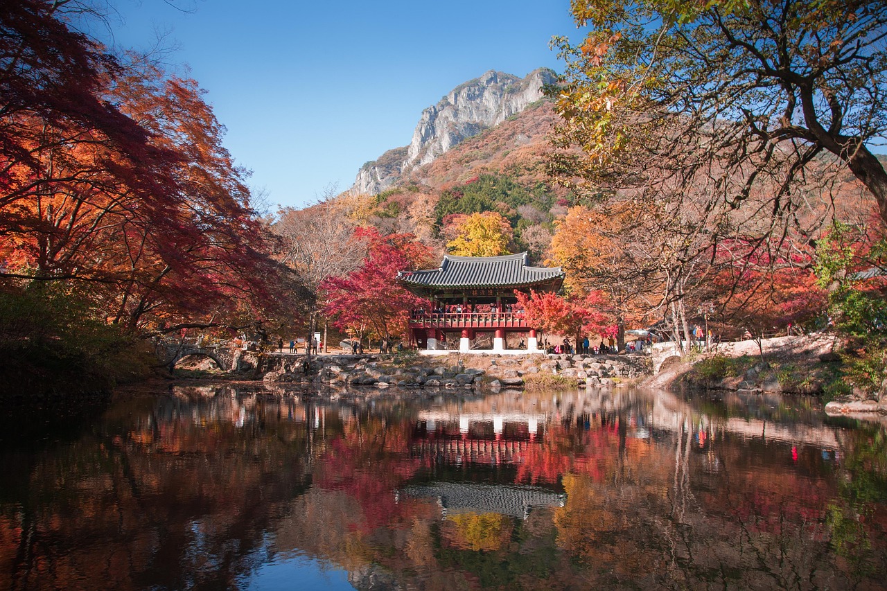 Baegyangsa - free online jigsaw puzzle photo