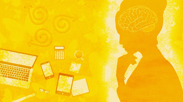 Free woman brain computer illustration