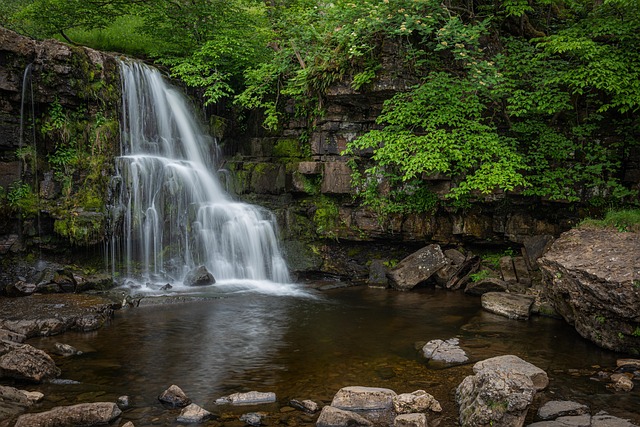 Wasserfall, Felsen, Bachlauf, Fluss