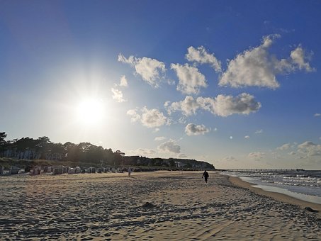 Free Bansin Seaside Resort photo and picture