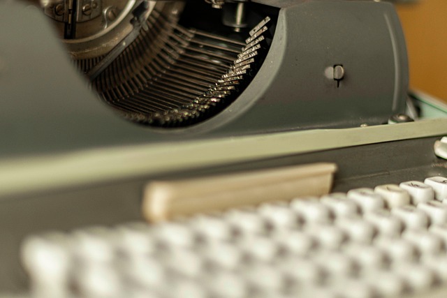 Free Typewriter Old photo and picture