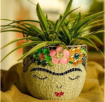 Free Frida'S Vase Decoration illustration and picture