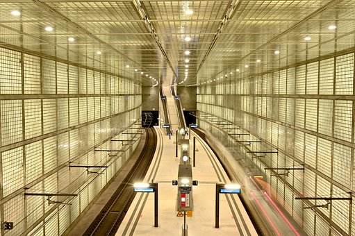 Tog, Togstation, Tunnel, Platform