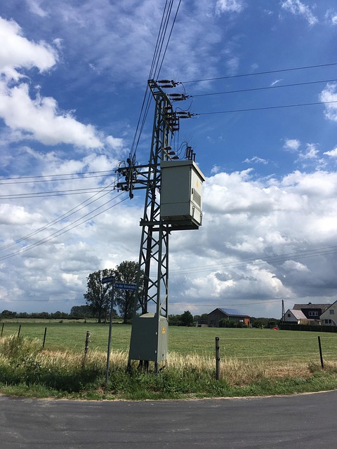 Free Pole Outdoor photo and picture
