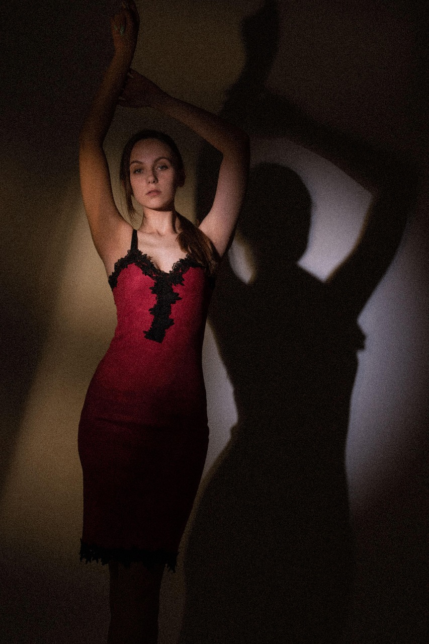 womens shadow