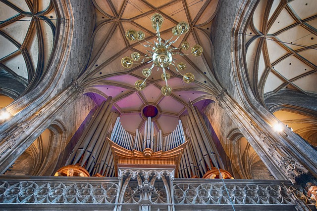 Dom St Stephan, Architektur, Kirche