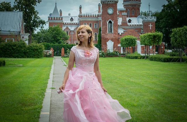 Free Woman Castle Park photo and picture