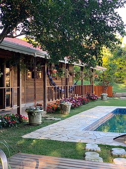 Free Farmhouse Nature photo and picture