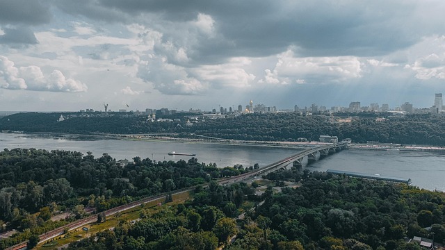 Free River City photo and picture