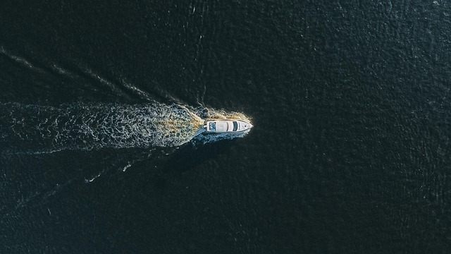 Free River Boat photo and picture