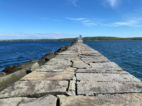 Free Lighthouse Rocks photo and picture
