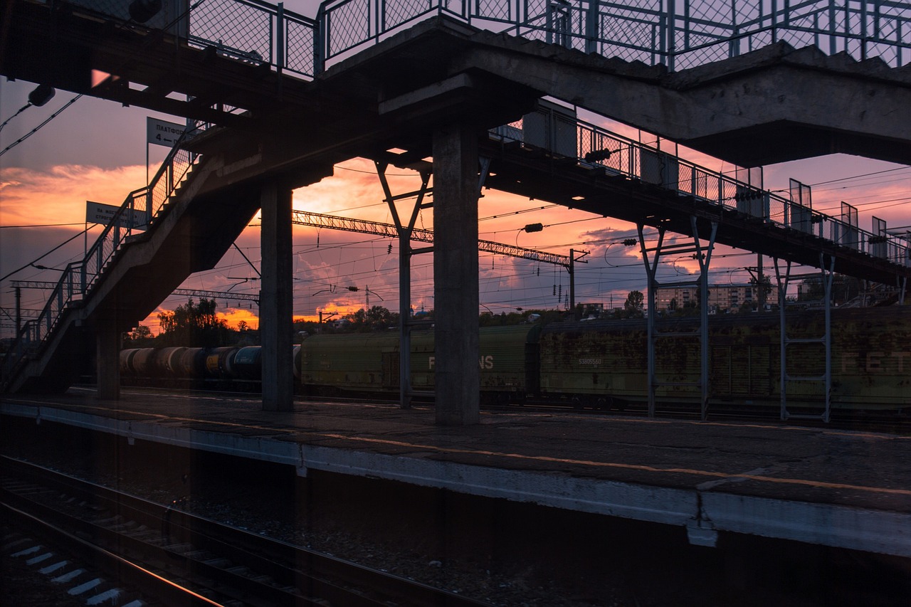 Train - free online jigsaw puzzle photo