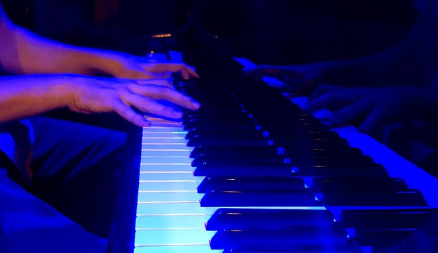 Free Piano Grand Piano photo and picture