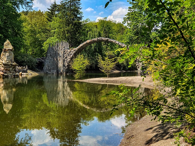 Free Rakotzbrücke Kromlau photo and picture