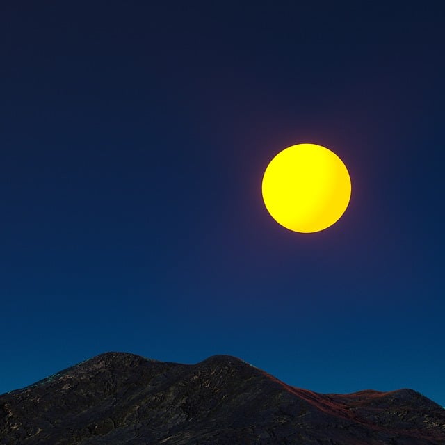 Free mountains moon night illustration