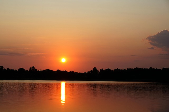 Free Lake Nature photo and picture